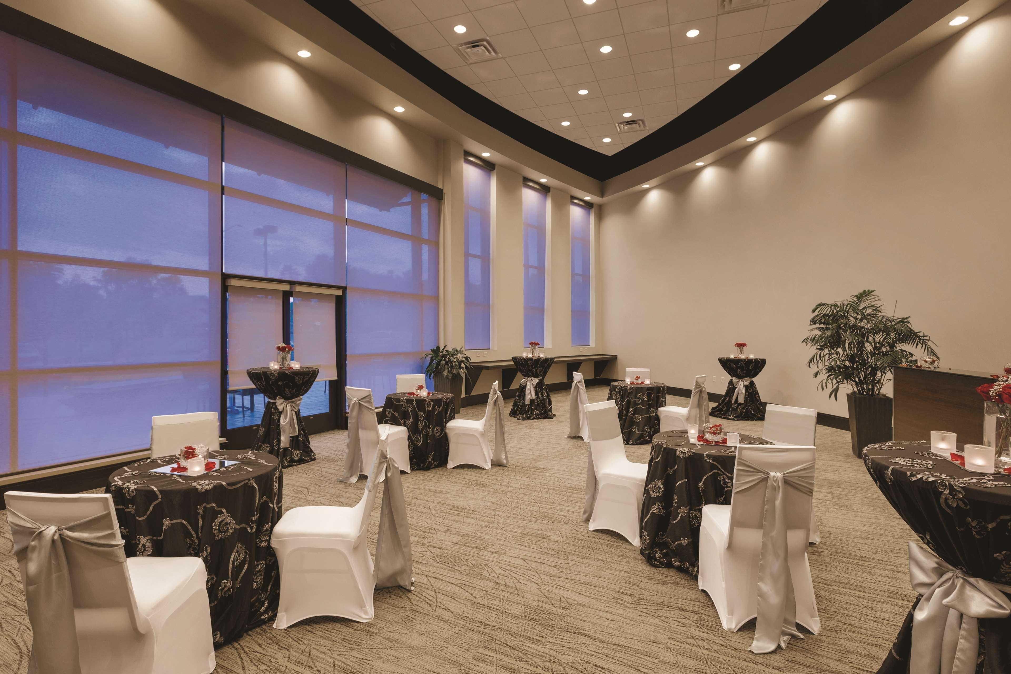 Embassy Suites ספרינגפילד מראה חיצוני תמונה