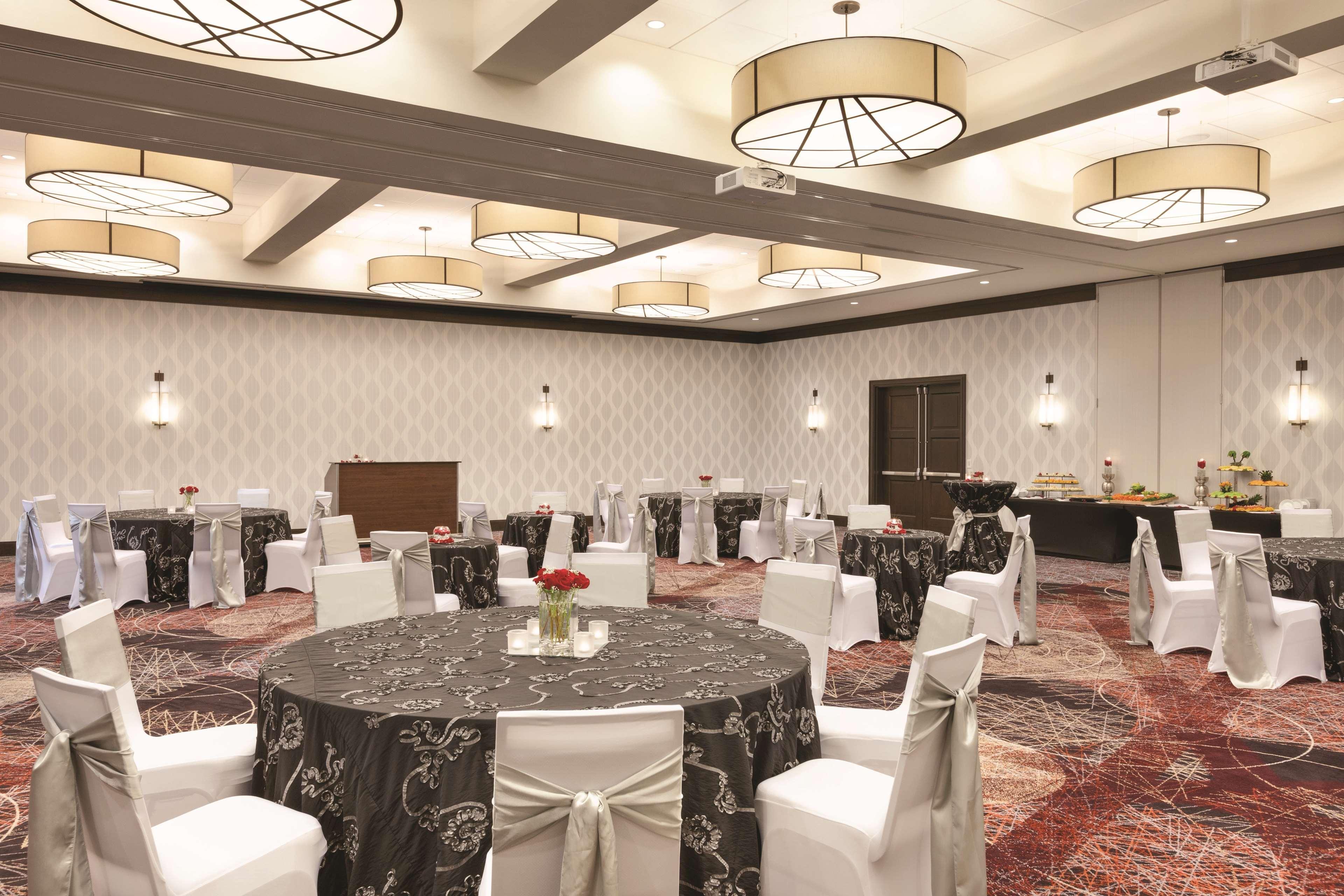 Embassy Suites ספרינגפילד מראה חיצוני תמונה